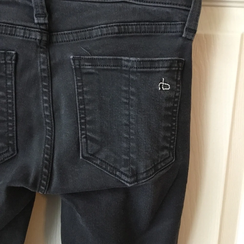 rag & bone Legging Black Distressed Skinny Jeans - Size 25